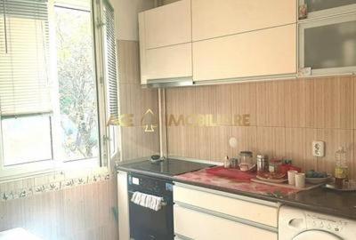 Apartament cu 2 camere decomandat, mobilat în Berceni