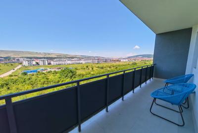 Apartament cu 3 camere semidecomandat în Florești