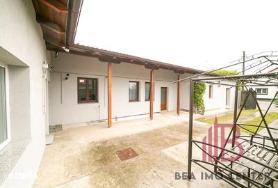 Casă cu 5 camere cu Teren 1128 Mp în Zimandu Nou - 2