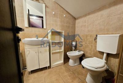 Casă individuală cu 8 camere cu Canalizare în Republicii - 24