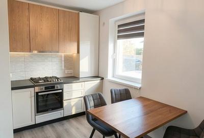 Apartament cu 3 camere decomandat în Central - 3