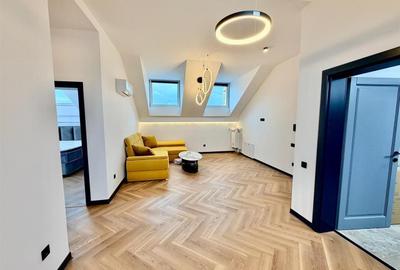 Apartament cu 3 camere decomandat, mobilat în Turnișor