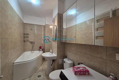 Apartament cu 3 camere semidecomandat, mobilat în 9 Mai - 10