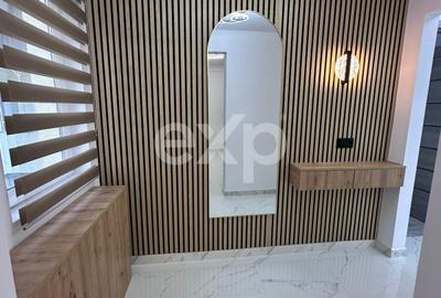 Apartament cu 3 camere semidecomandat, mobilat în Micro 8 - 9