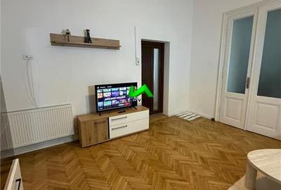 Apartament cu 2 camere decomandat în Central - 2