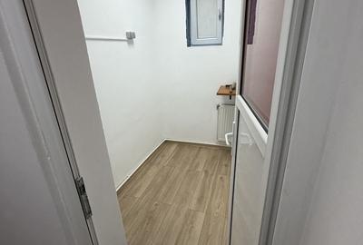 Spațiu comercial, de 60 mp, în Central