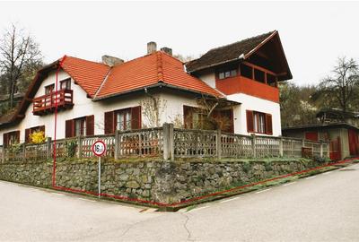 Duplex cu 3 camere cu Canalizare în Crișcior - 1
