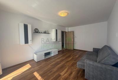 Apartament cu 3 camere decomandat, mobilat în Tractorul