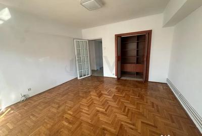 Apartament cu 4 camere decomandat în Alba Iulia - 9