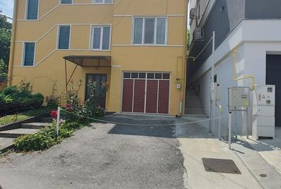 Casă cu 4 camere cu Teren 537 Mp în Central - 3