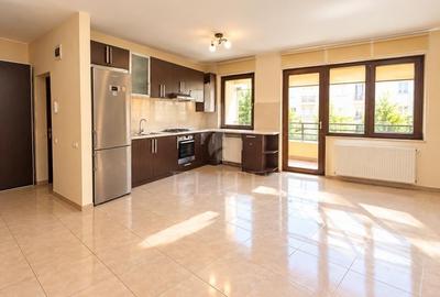 Apartament cu 3 camere semidecomandat în Andrei Mureșanu