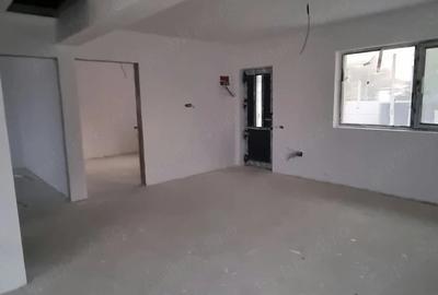 Casă cu Teren 250 Mp în Clinceni