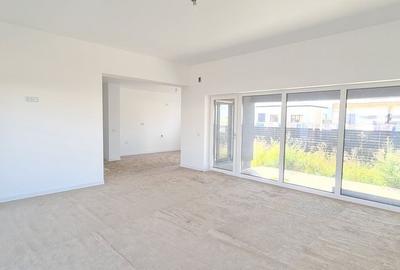 Casă cu 4 camere cu Teren 500 Mp în Tărlungeni