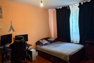 Apartament cu 2 camere decomandat în Trivale