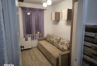 Apartament cu 3 camere în Vasile Aaron