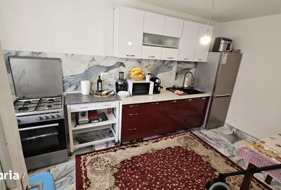 Casă cu 2 camere cu Teren 274 Mp în Central