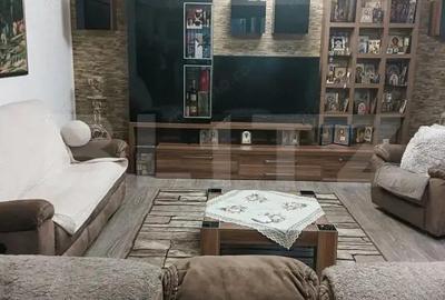 Casă cu 5 camere cu Canalizare în Central - 14