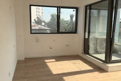 Apartament cu 3 camere decomandat în Timpuri Noi - 3