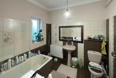 Casă cu 3 camere cu Teren 190 Mp în Muncitoresc - 3