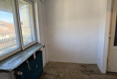 Garsonieră decomandată în Central - 1