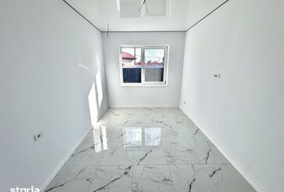 Casă cu 3 camere cu Teren 305 Mp în Holboca - 4