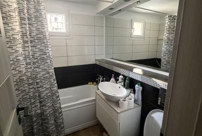 Apartament cu 3 camere în Crângași - 1