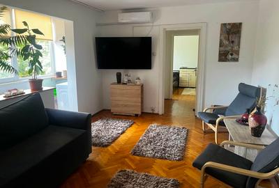 Apartament cu 3 camere semidecomandat în Complex Studențesc - 9