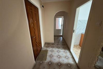 Apartament cu 3 camere decomandat în Câmpineanca - 15