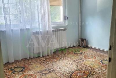 Apartament cu 2 camere semidecomandat în Republicii