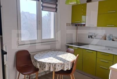 Apartament cu 3 camere decomandat în Dâmbu Pietros