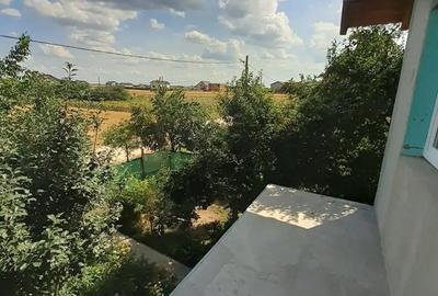 Casă cu 5 camere cu Teren 417 Mp în Berceni - 2