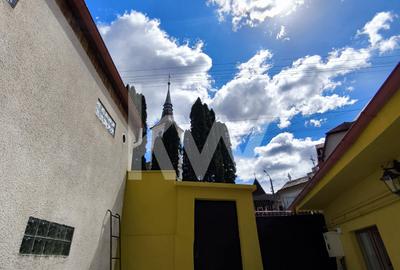 Apartament cu 2 camere decomandat, mobilat în Brașovul Vechi - 7