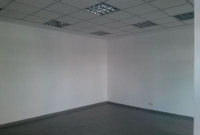 Spațiu comercial, de 130 mp, în Militari - 3