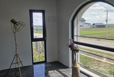 Casă cu 3 camere în Horlești - 12
