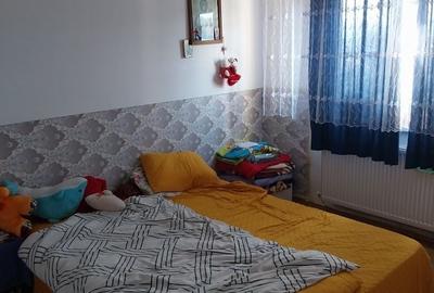 Apartament cu 3 camere decomandat în Central - 1