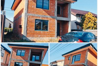 Casă cu 4 camere cu Teren 250 Mp în Central