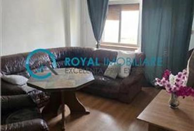 Apartament cu 4 camere decomandat, mobilat în Mărășești