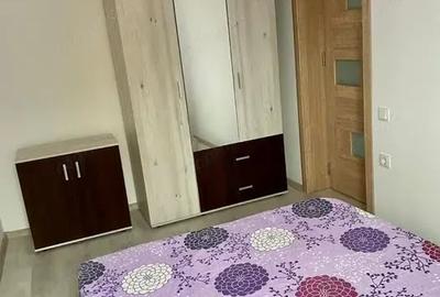 Apartament cu 2 camere decomandat în Eroii Revoluției