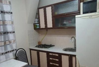Garsonieră decomandată în Titan - 2