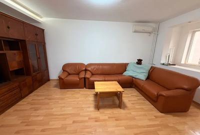 Apartament cu 2 camere decomandat, mobilat în Păcii