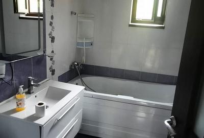 Casă cu 3 camere cu Teren 370 Mp în Valea Adâncă