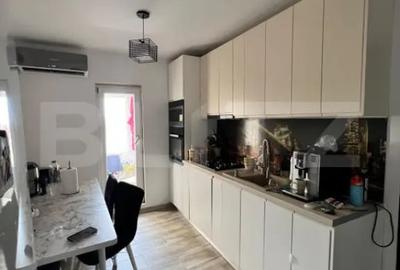 Apartament cu 2 camere semidecomandat în Sărari