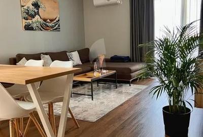 Apartament cu 3 camere semidecomandat, mobilat în Zorilor