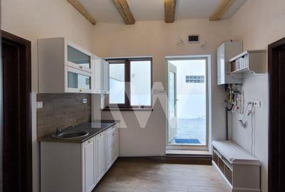 Apartament cu 2 camere decomandat, mobilat în Brașovul Vechi - 2