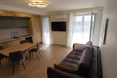 Apartament cu 2 camere semidecomandat în Aradului