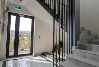 Garsonieră decomandată în Vișani - 5