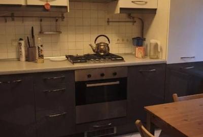 Garsonieră decomandată în Gorjului