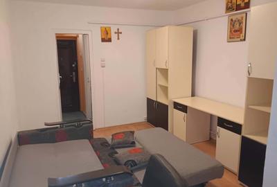 Garsonieră decomandată în Alexandru cel Bun