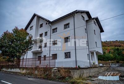 Apartament cu 2 camere semidecomandat în Exterior Sud
