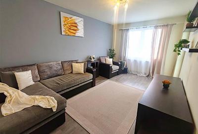 Apartament cu 3 camere circular, mobilat în Astra
